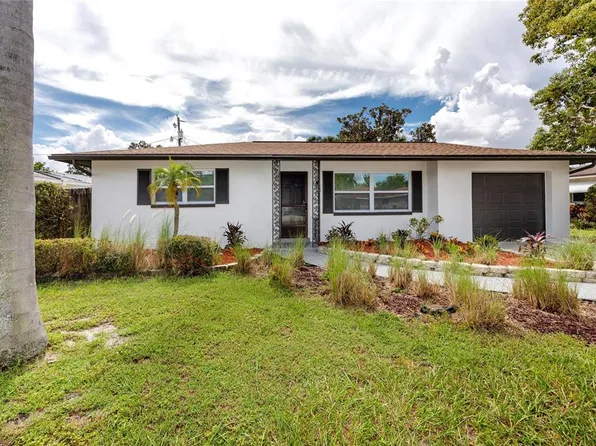 2083 N DRUID CIRCLE, CLEARWATER, FL 33764