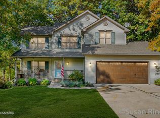 3894 Whitney Ct, Kalamazoo, MI 49009