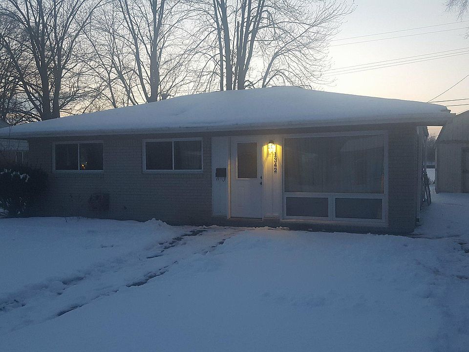 1st image of 1342 Jeff St