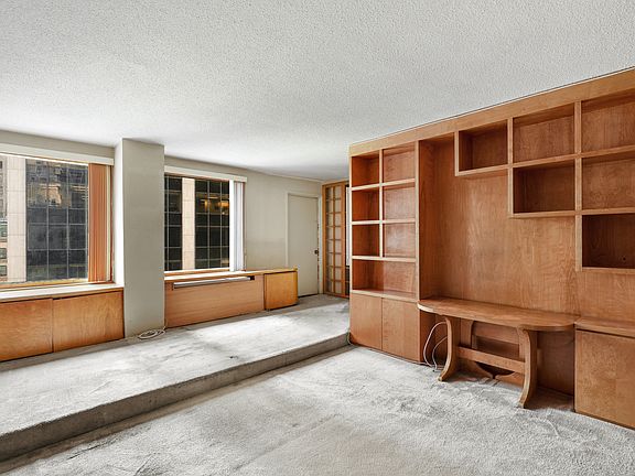 3rd image of 130 Water St APT 8L