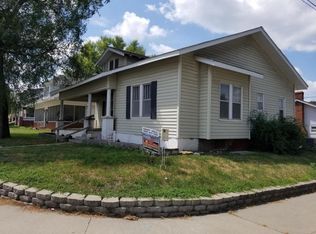 121 E Marion St, Marshall, MO 65340