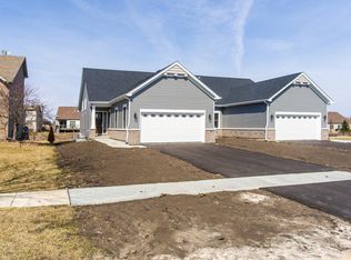 531 Sudbury Cir, Oswego, IL 60543