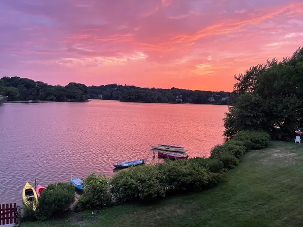 34 Hamilton Rd APT 504, Arlington, MA 02474