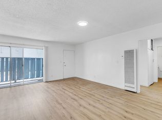934 Larch St, Inglewood, CA 90301