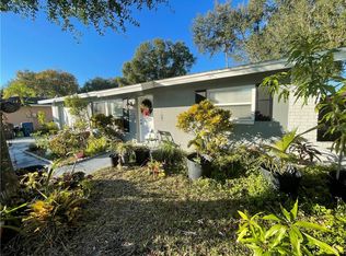 1802 Greenwood Dr, Oldsmar, FL 34677
