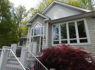 4 Stoney Ridge Ln, Lebanon, NJ 08833