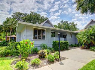 1009 Caravel Ct, Tarpon Springs, FL 34689