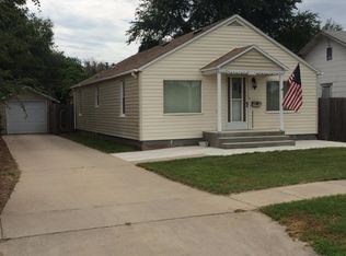 606 N 13th St, Garden City, KS 67846