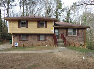 4400 Rustic Wood Dr, Stone Mountain, GA 30083