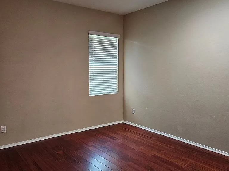 8975 Guadalupe Ave — Photo 32