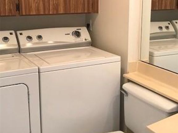 4D185083-5B77-4D50-8DB6-C6E11A328B04