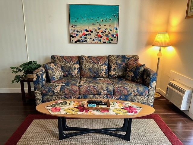 1st image of 75-5776 Kuakini Hwy APT 223