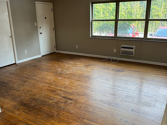3rd image of 3637 Taliluna Ave