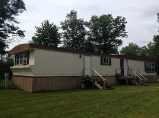 N4561 Blueberry Ln, Marinette, WI 54143
