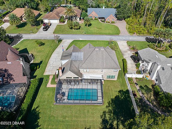 4th image of 48 Winding Creek Way
