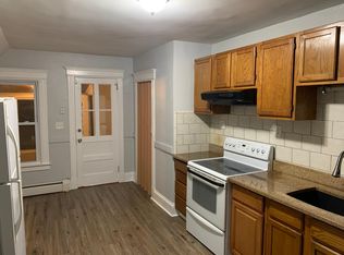 21 Crosby St #3, West Hartford, CT 06119