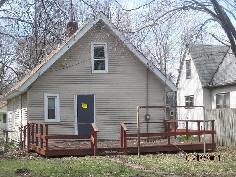 2nd image of 3622 Russell Ave N