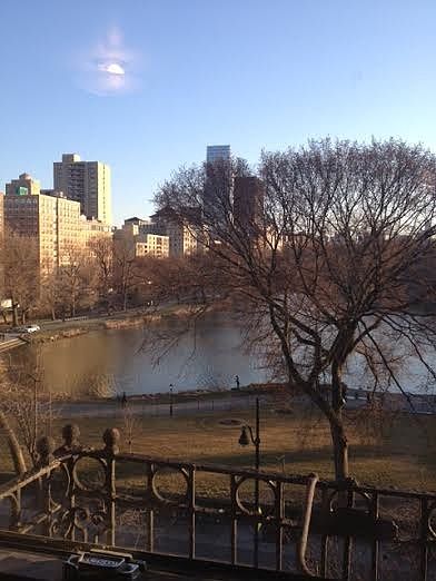 VIEW!
