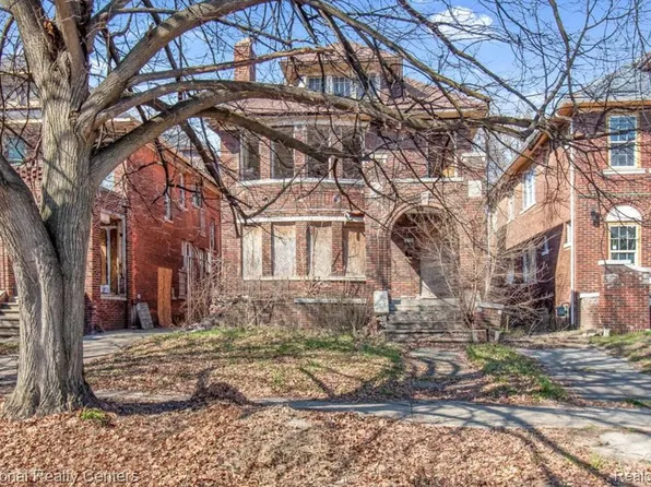 2704 Leslie St, Detroit, MI 48238