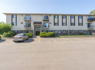 1831 Fuller Rd APT 16, West Des Moines, IA 50265