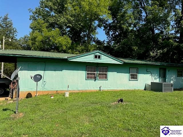 1st image of 90 Fentress Hideout Ln