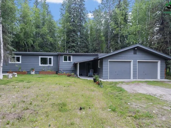 3051 Super Cub Ln, North Pole, AK 99705