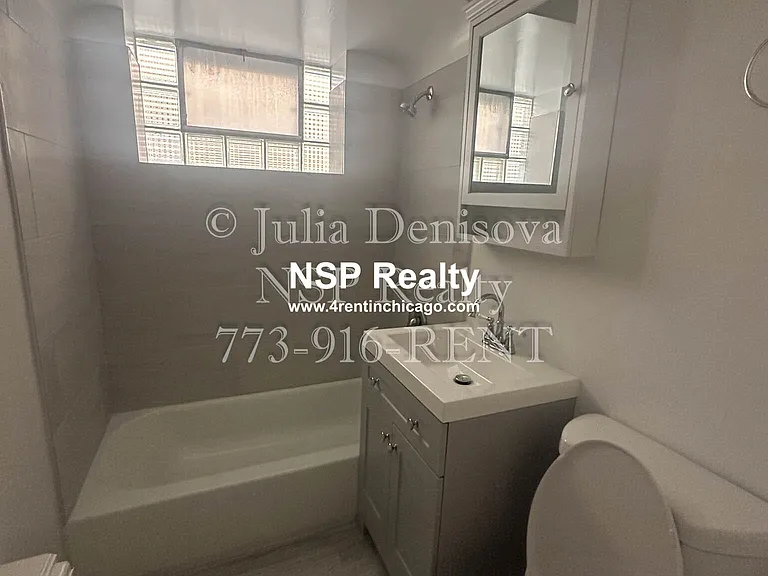6700 N California Ave #19 — Photo 5