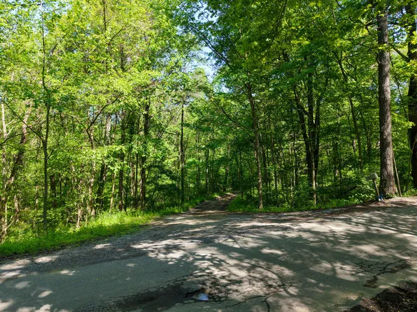 637 American School Rd, Harmony, PA 16037