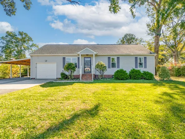 2017 Iowa St, Chesapeake, VA 23323