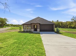 412 E Ball St, Whitewright, TX 75491