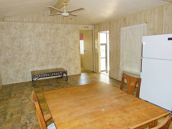 2nd image of 67 Los Palms Dr