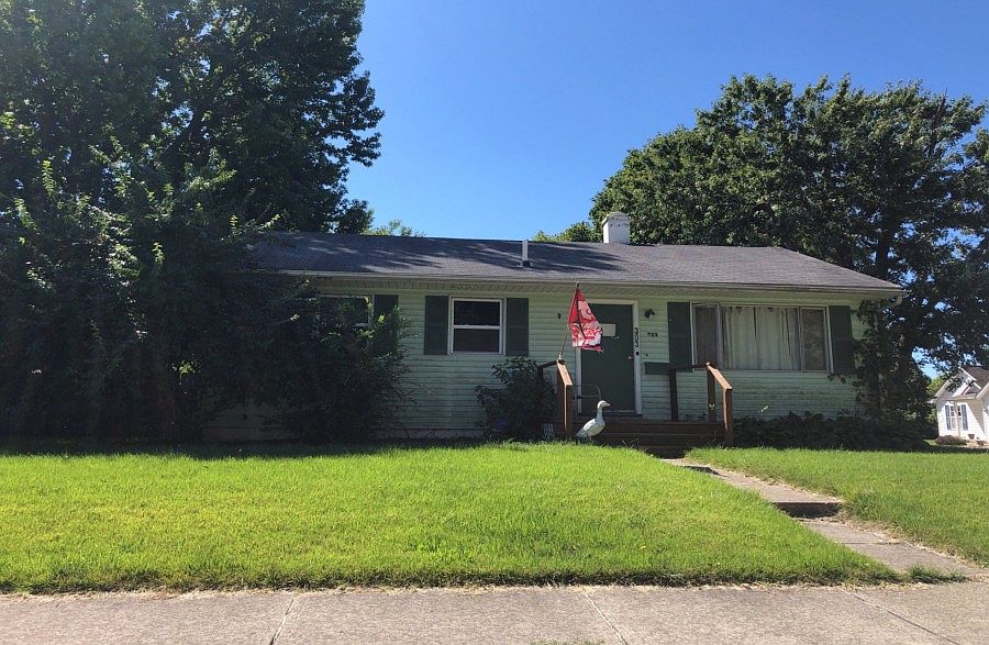 1st image of 303 Holton St