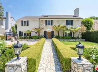 466 Dalehurst Ave, Los Angeles, CA 90024