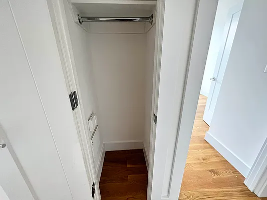 Rented by EastMount Realty LLC | media 20