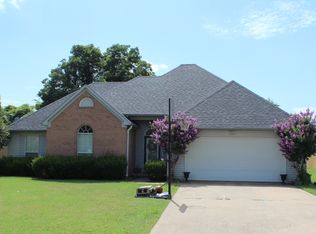 2633 Ward Dr, Dyersburg, TN 38024