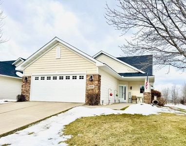1014 Woodland Dr, Hastings, MN, 55033