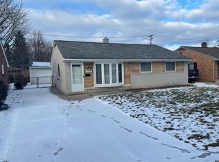 21044 Wick Rd, Taylor, MI 48180
