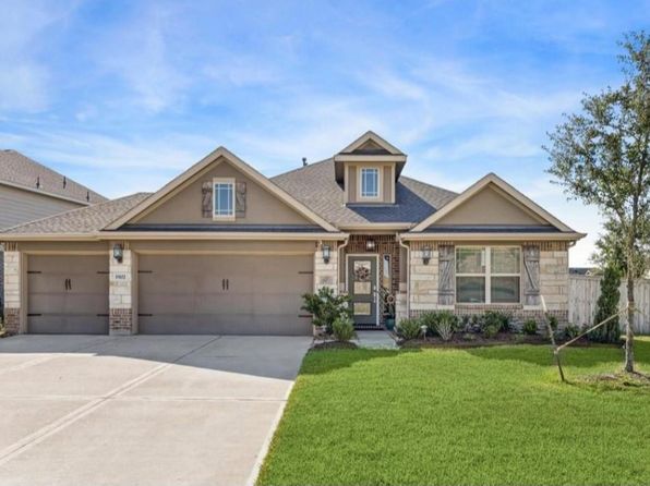 1902 Village Orchard Ln