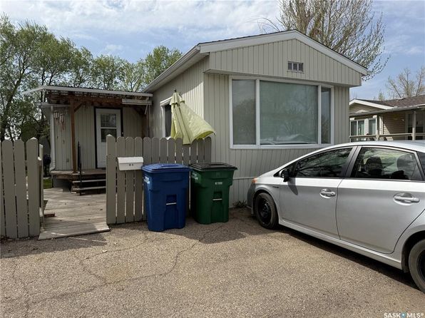 UNIT B4-1455 9th AVENUE NE, Moose Jaw, SK S6J 1C6