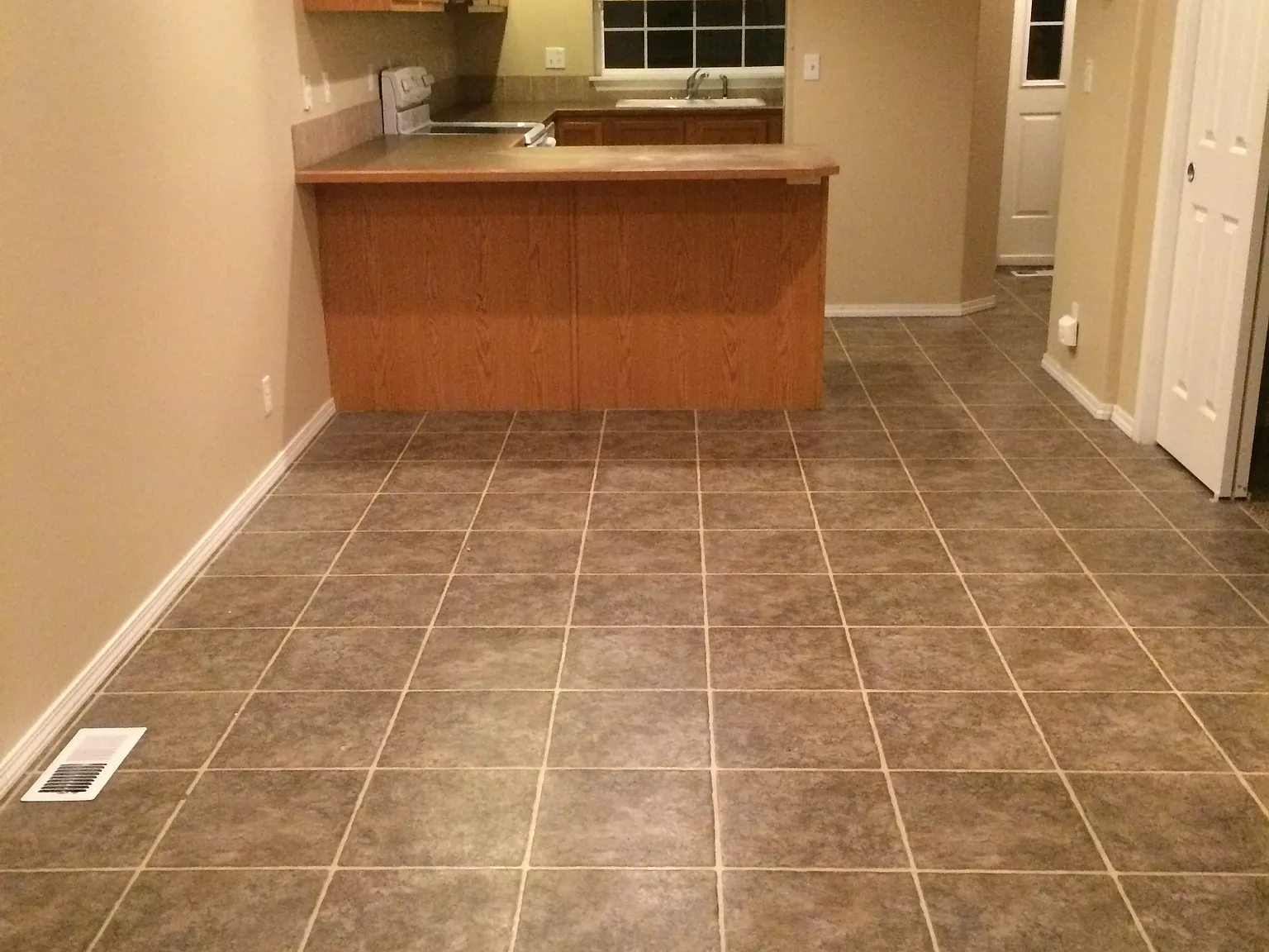2 bed, 2.5 bath, 1540 sqft, $1,695 — Photo 2
