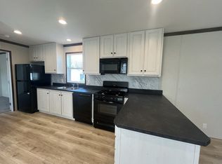 39500 W Warren Rd #181, Canton, MI