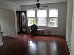 7846 42nd Pl APT 1F, Lyons, IL