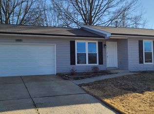 1348 Osage Meadows Dr, O'Fallon, MO 63366