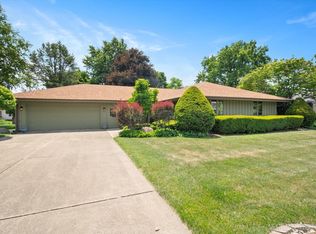 2050 Alschuler Dr, Aurora, IL 60506