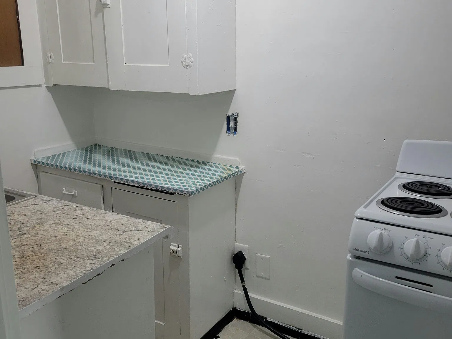 2 bed, 712 sqft, $950 — Photo 2
