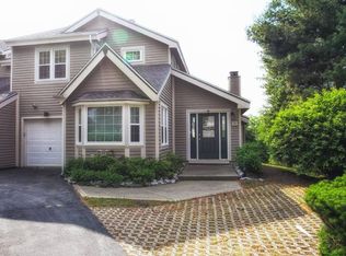 76 Kaydeross Park Rd, Saratoga Springs, NY 12866