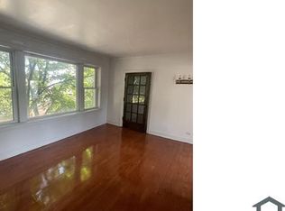 1909 E 86th St, Chicago, IL 60617