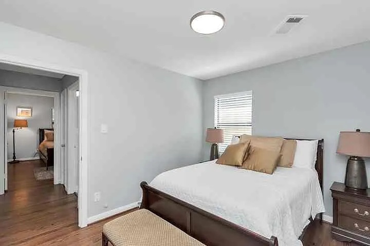 2107 Wakefield Dr — Photo 21