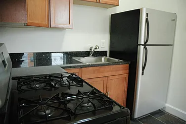 Rented by Gazal International Brokerage Group