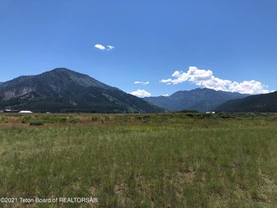 4 Columbine St, Alpine, WY, 83128